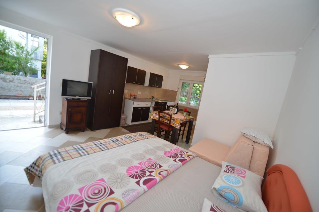 Apartments Simonovic Tivat Extérieur photo